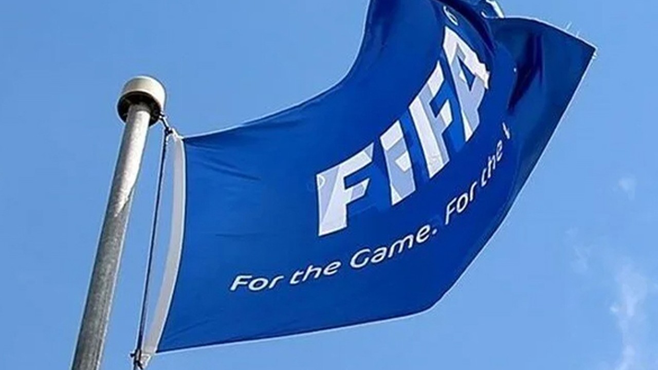 FIFA'dan 6 Türk takımına transfer yasağı