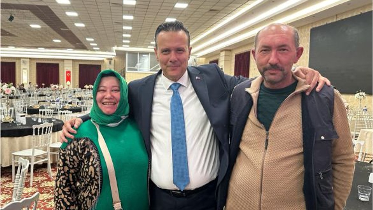 Mesut Eray Esnafla İftar Sofrasında Buluştu