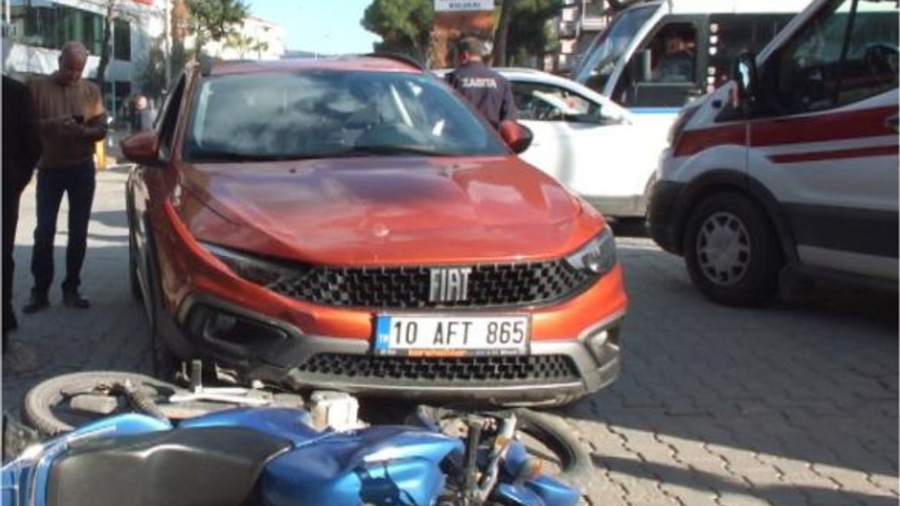 Otomobil İle Motosiklet Çarpıştı: Bir Yaralı
