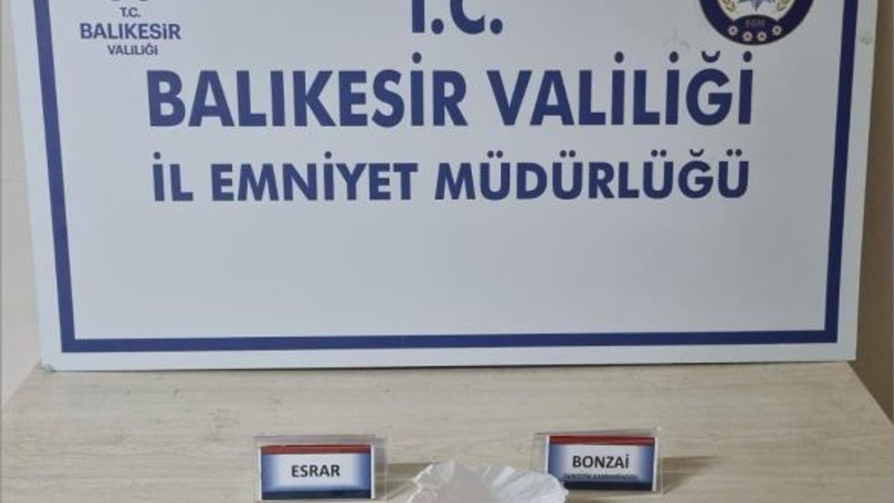 Uyuşturucuyla Mücadelede 3 Tutuklama