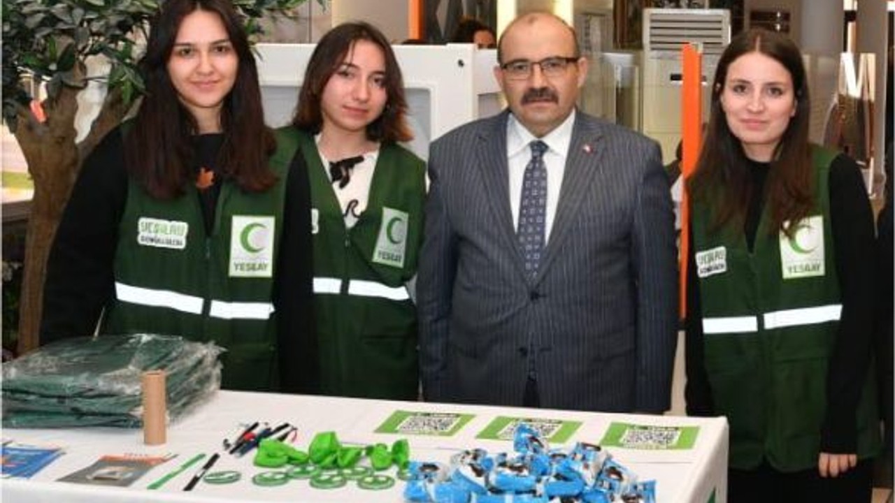 Vali Ustaoğlu'ndan Gençleri Koruma Çağrısı