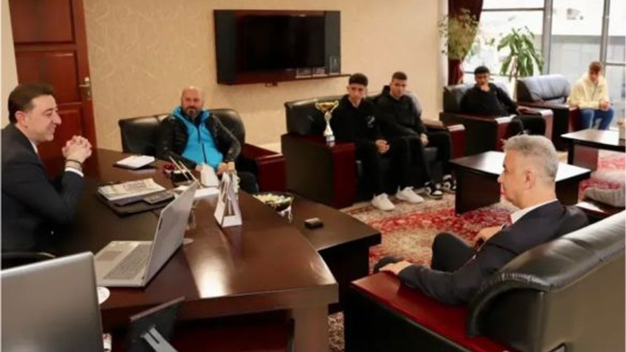 Bandırma Şampiyon Öğrencileri Ağırladı
