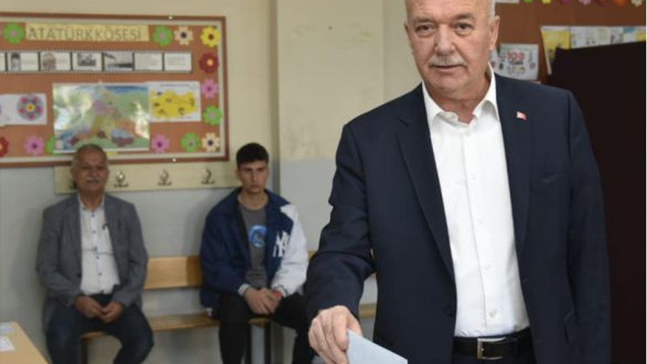 Balıkesir'de Dursunbey Belediye Başkanı Oyunu Kullandı