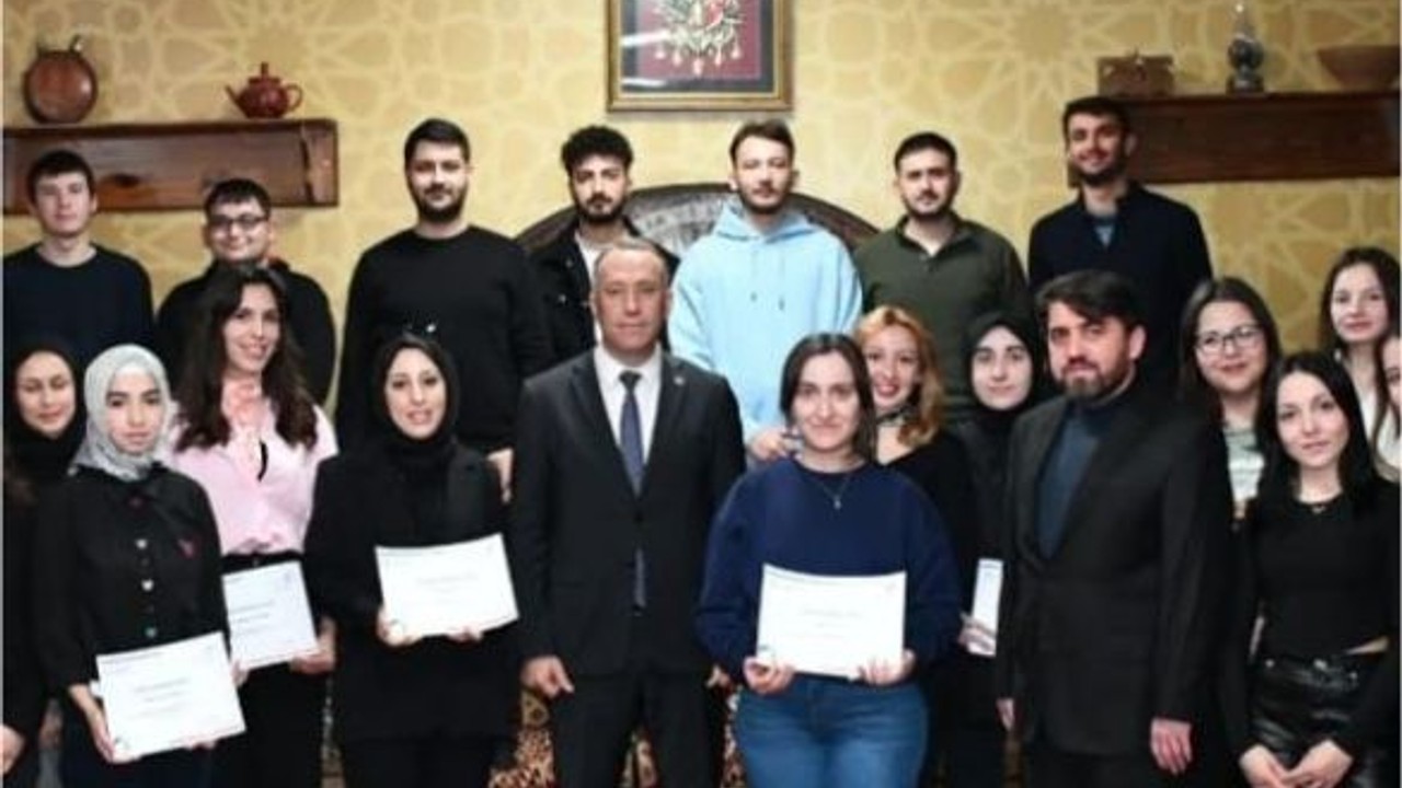 Balıkesir'in Kariyer Atölyeleri Gençlerin Geleceğini Şekillendiriyor