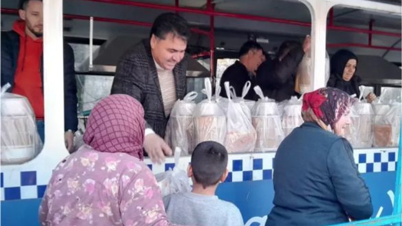 Mobil İftar Aracı Balıkesir'de Devrede