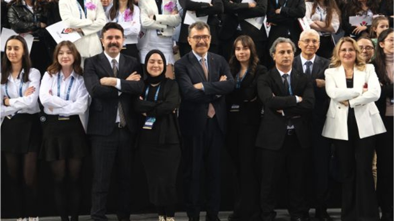 Genç Beyinler Türkiye'nin Geleceğini Şekillendiriyor