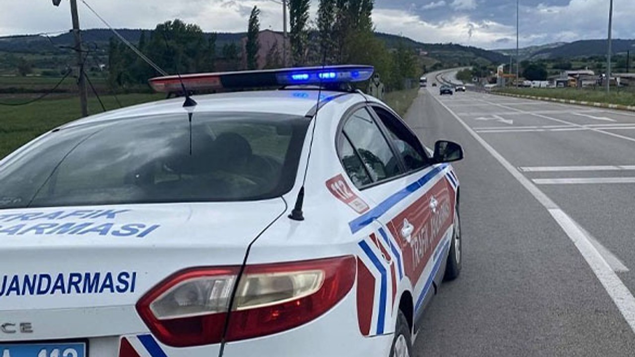 Balıkesir İl Jandarma Komutanlığından Radarla Hız Denetimi