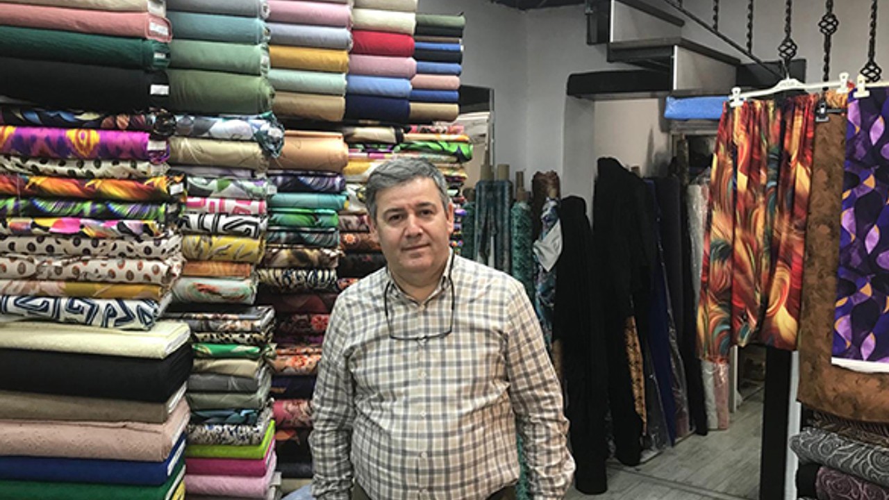 Balıkesir’de Bayramlıklar Kumaş Dükkanlarından Temin Ediliyor