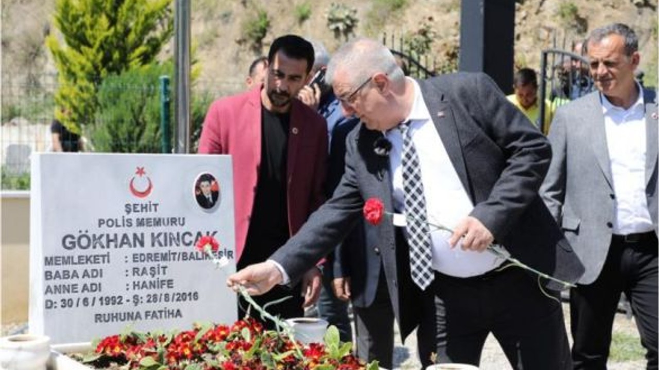 Başkan Ertaş Şehitler ve Önceki Başkanlar İçin Dualar Okudu