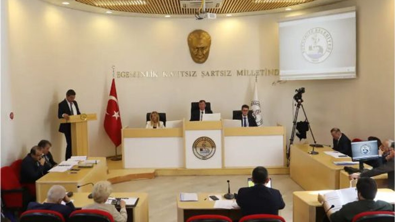 Burhaniye'de Yeni Dönem Meclis Toplantısı Gerçekleşti
