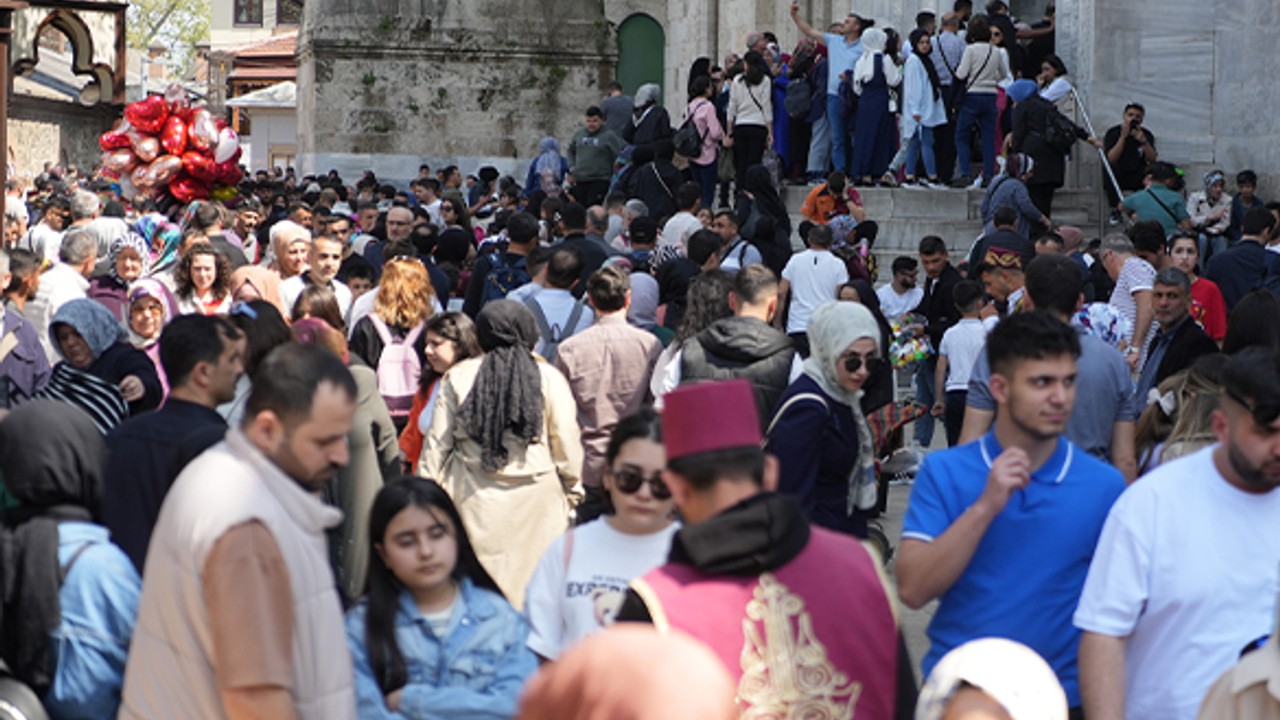 Bursa'nın tarihi mekanlarında adım atacak yer kalmadı