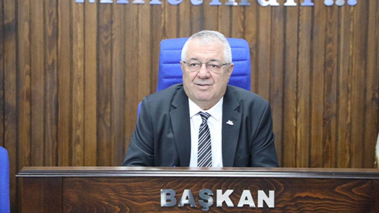 Edremit Belediye Başkanı Ertaş, İlk Gününde Daire Müdürleriyle Toplantı Yaptı