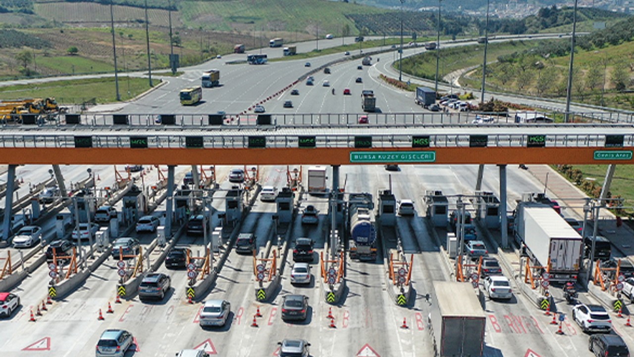 İstanbul-İzmir Otoyolu'nda bayram tatili hareketliliği