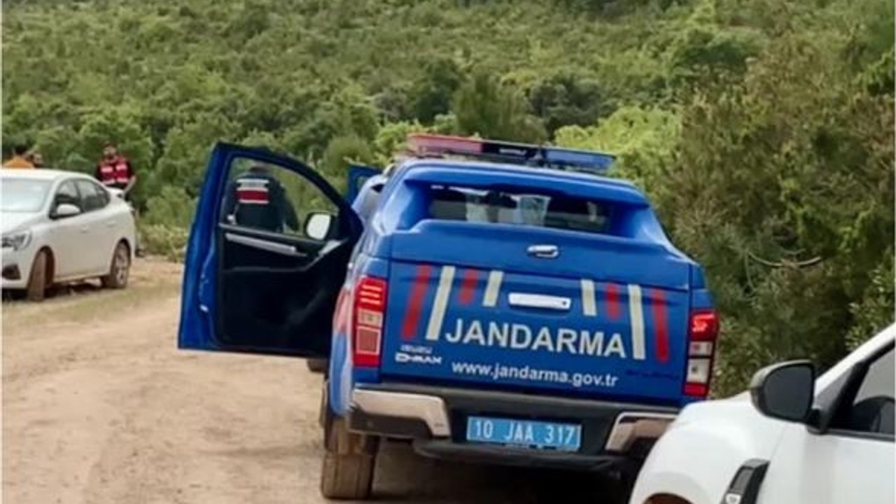 Cesedin Bulunduğu Yerde Berzeg'e Ait Malzemeler Ortaya Çıktı