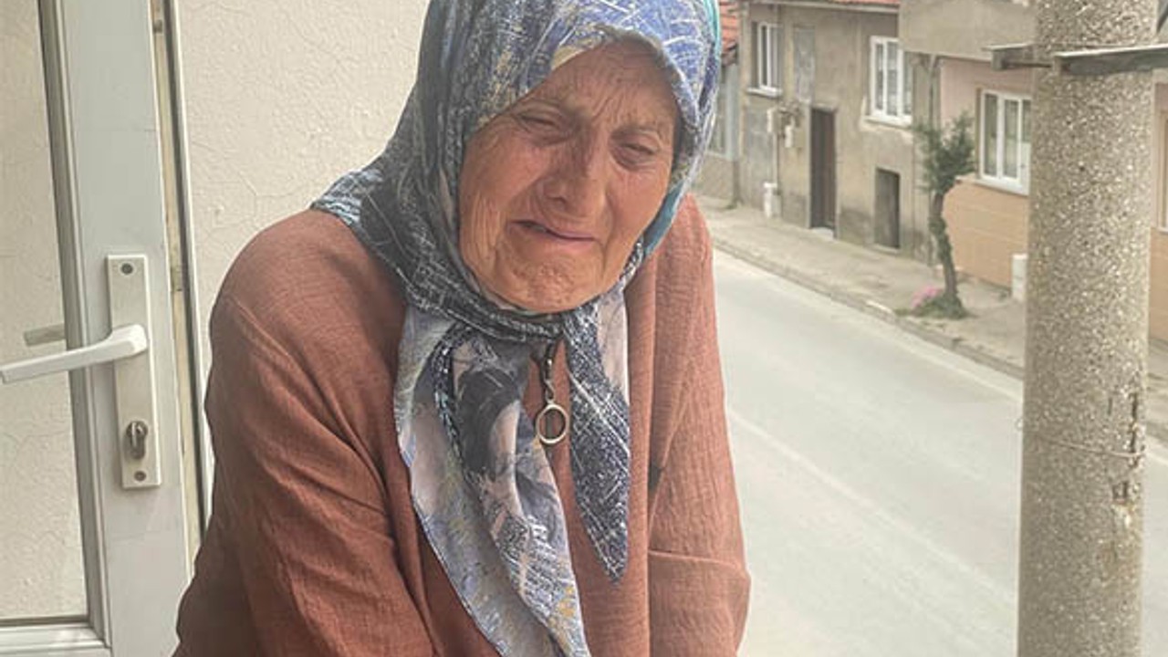 1 Yuvarlak Ekmek 96 Yaşındaki Nineyi Ağlattı