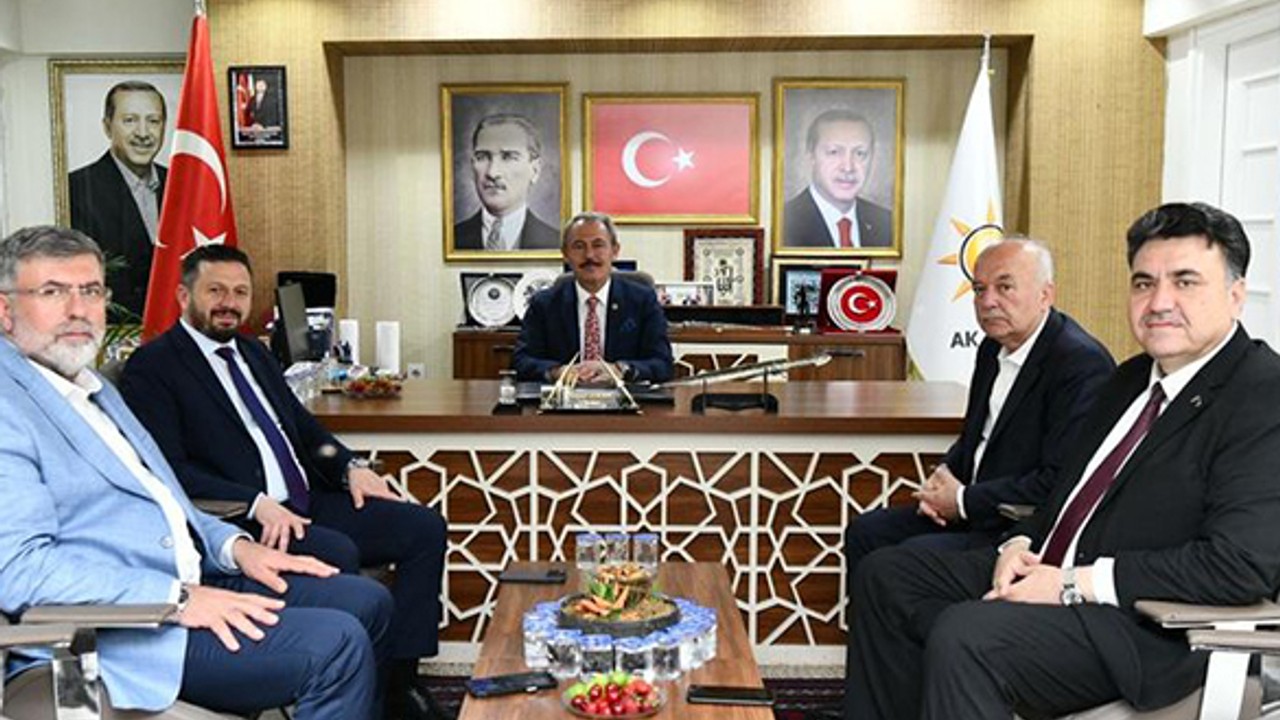 AK Parti Balıkesir İl Başkanlığı İstişare Toplantısı ve Taziye Ziyareti Gerçekleştirdi
