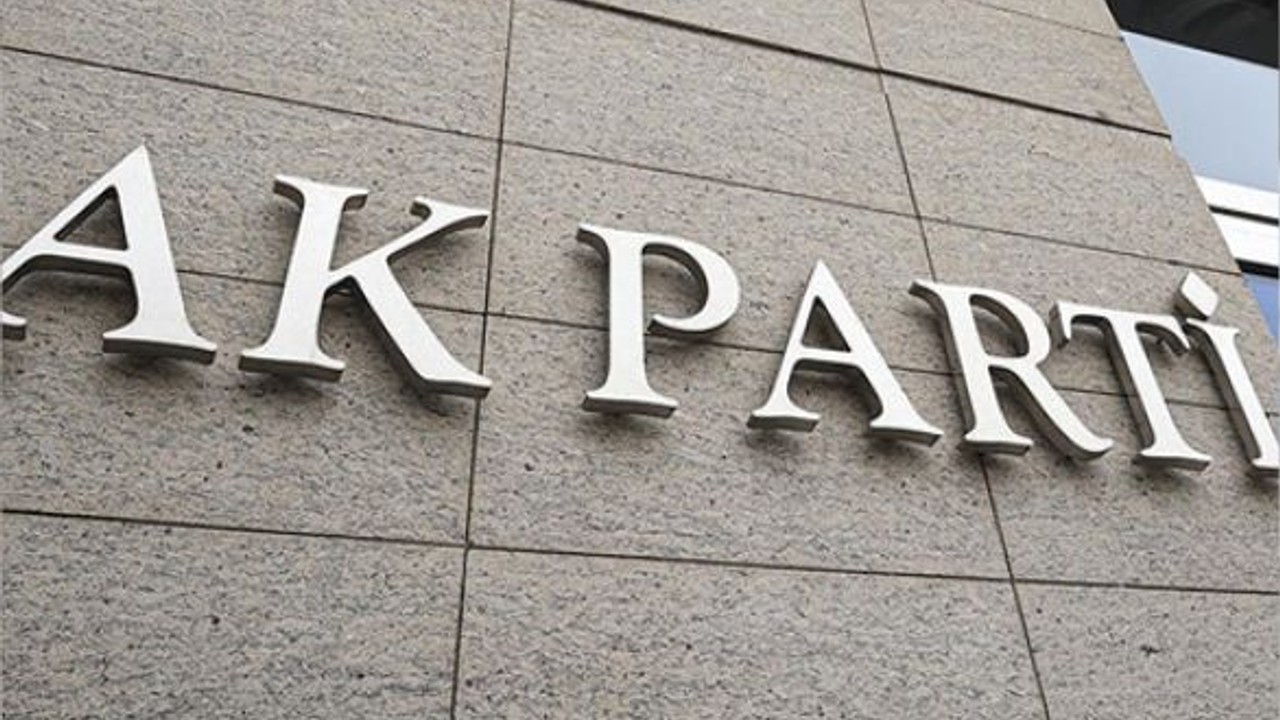 AK Parti Kampa Giriyor