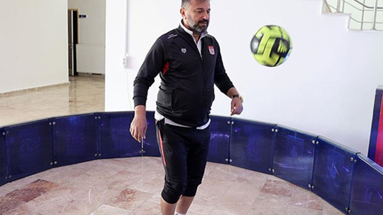 Geliştirilen 'Tiki Taka' Antrenman Cihazı Futbolcuların Pas Kabiliyetini Ölçüyor