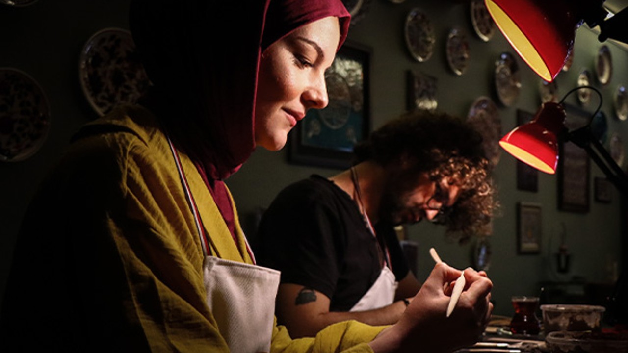 Ayşem Mirza Kenarda'nın Sanat Dolu Hikayesi