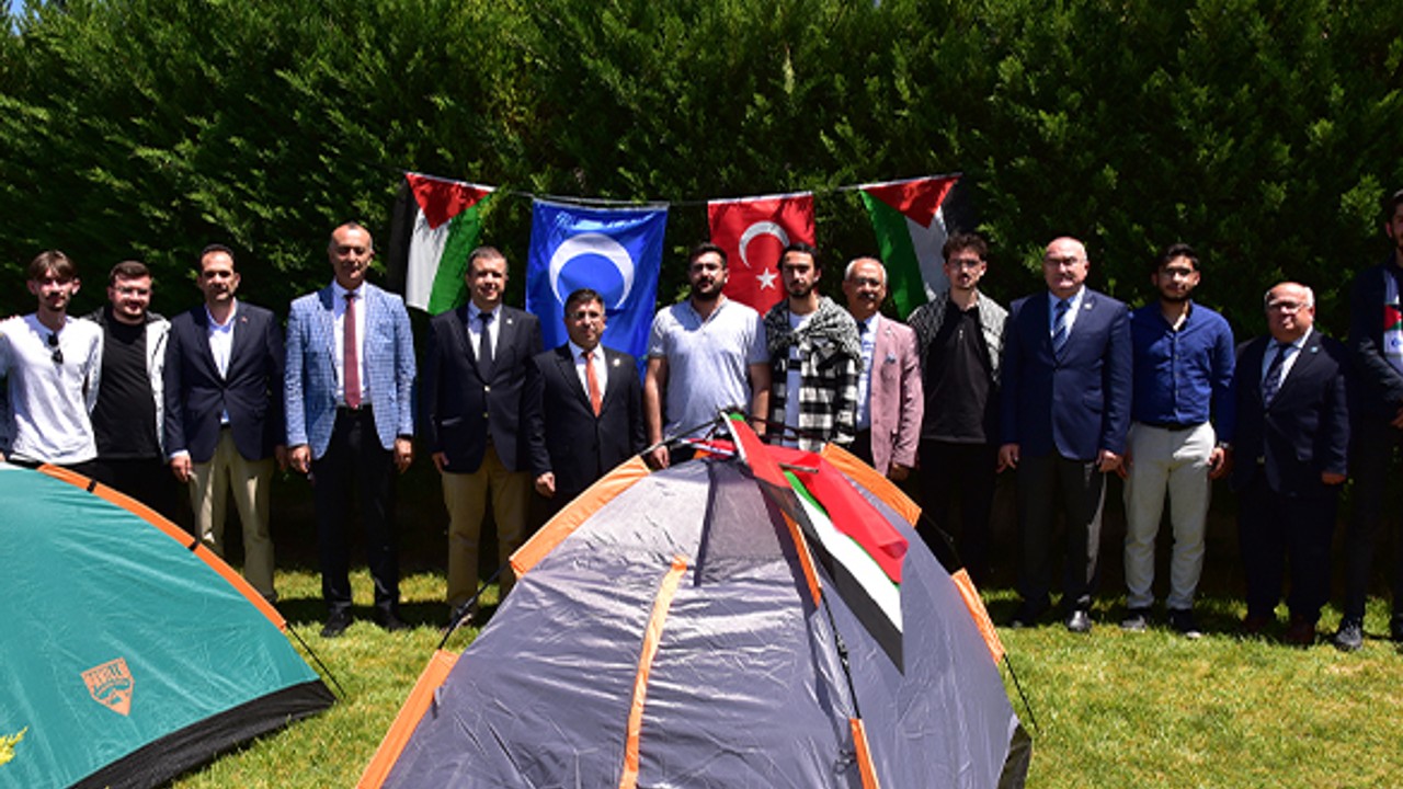 BAÜN Öğrencileri Gazze İçin Çadır Nöbeti Başlattı