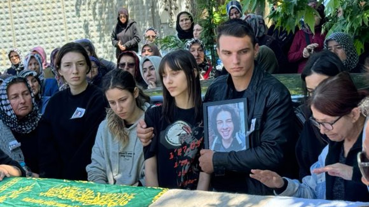 Balıkesir'de Motokuryelik Yapan Akman Toprağa Verildi