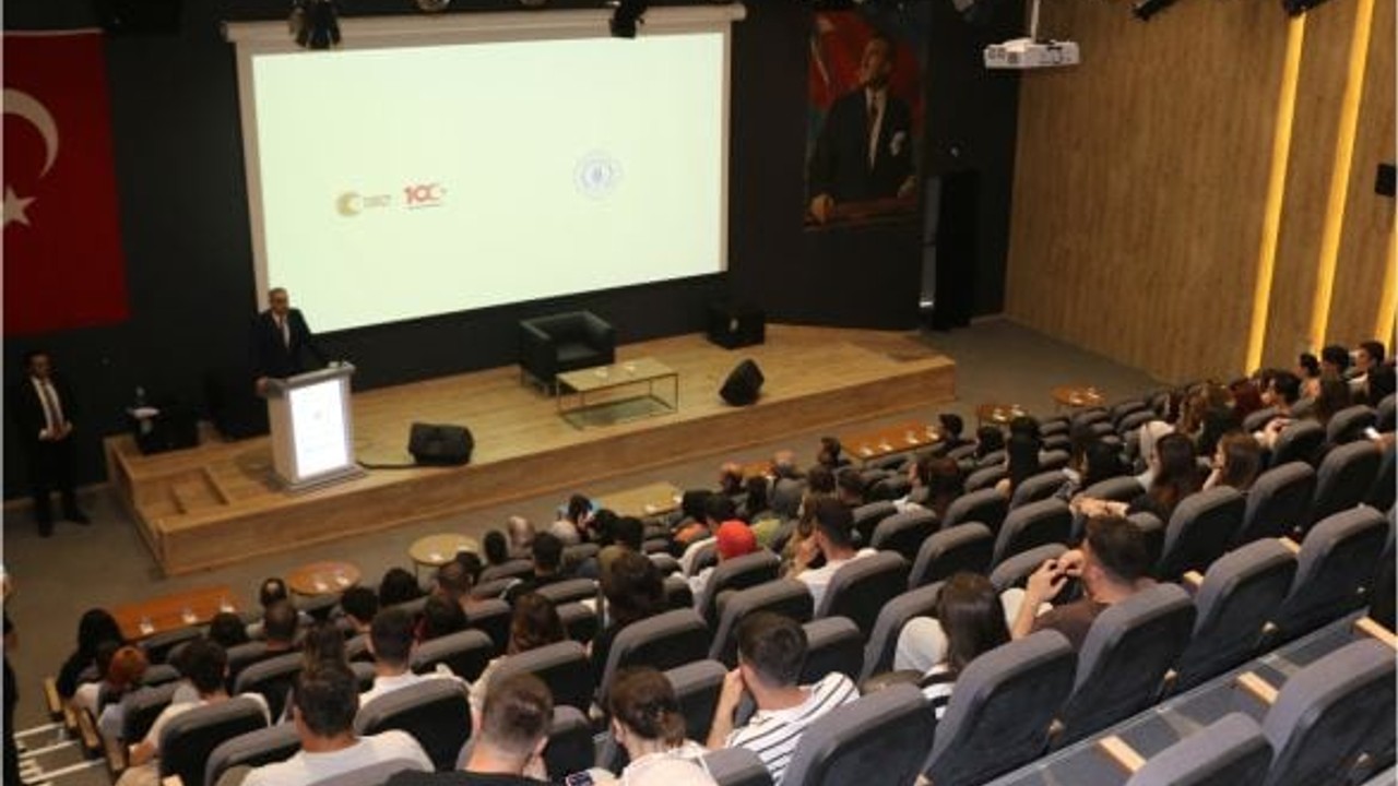 Bandırma Onyedi Eylül Üniversitesi'nde Kariyer Günü
