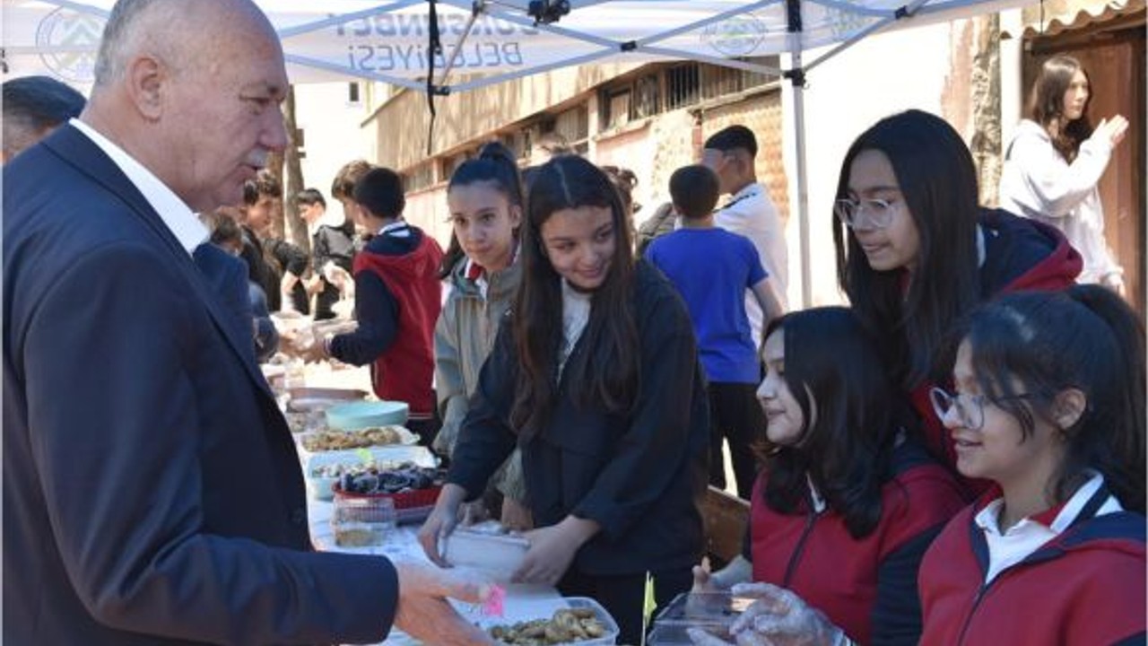 Başkan Bahçavan Çocukların Kermesine Katıldı