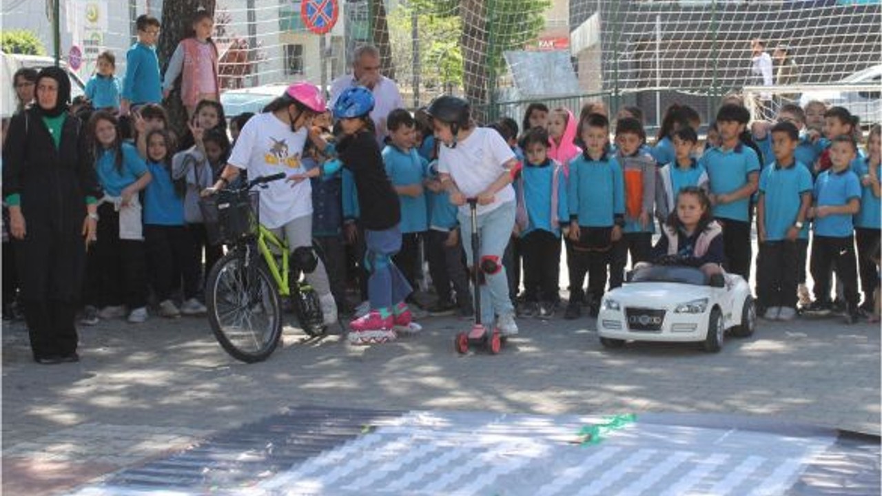 Bigadiçli Çocuklar Erken Yaşta Bilinçleniyor