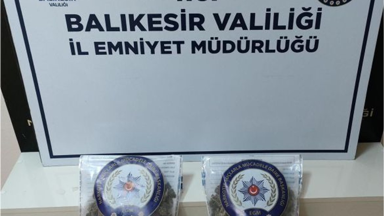 Üzerinde 920 Gram Madde İle Yakalandı