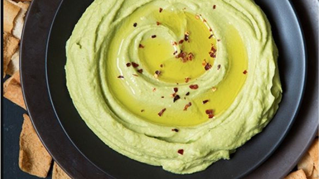 Keyifli Akşam Atıştırmalığı! Avokadolu Humus