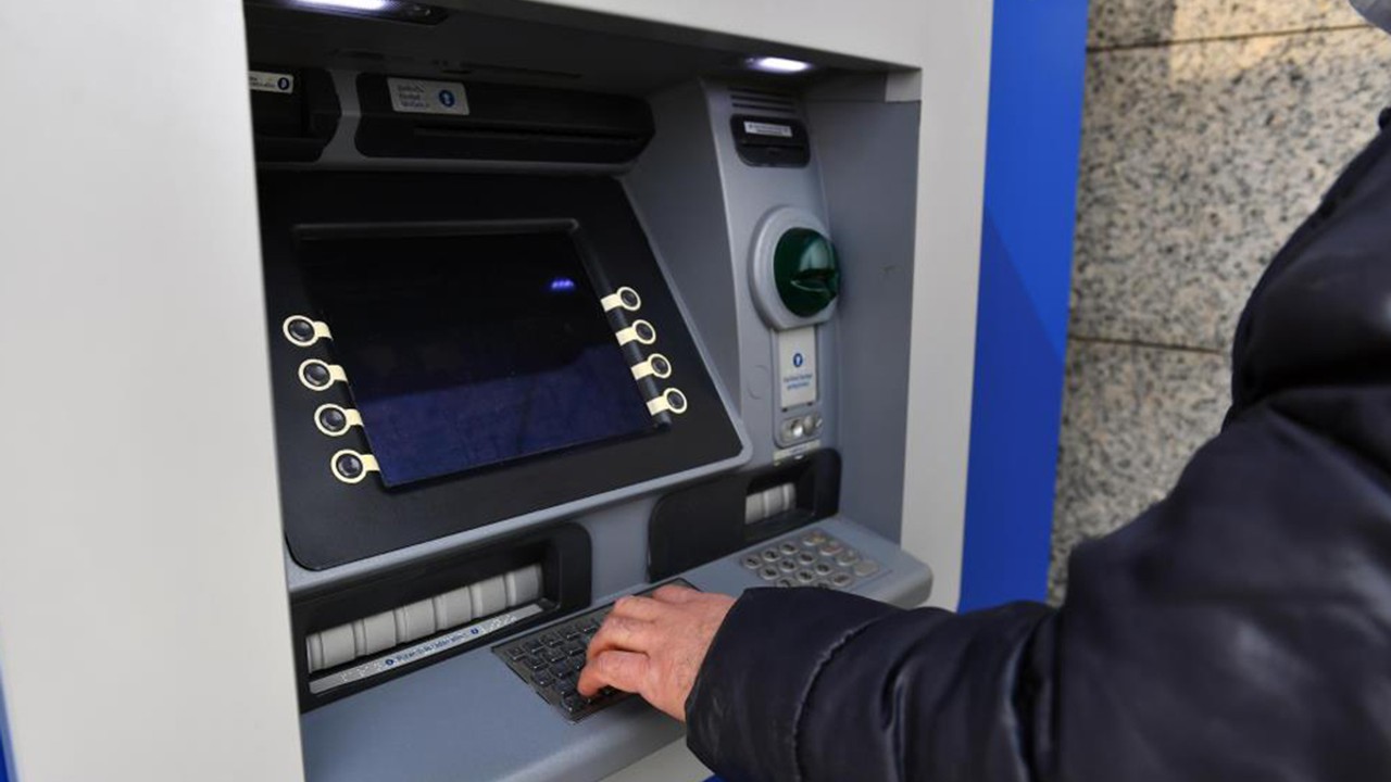 Ben Polisim Diyerek 185 Bin TL istedi Bakın Kim Çıktı!
