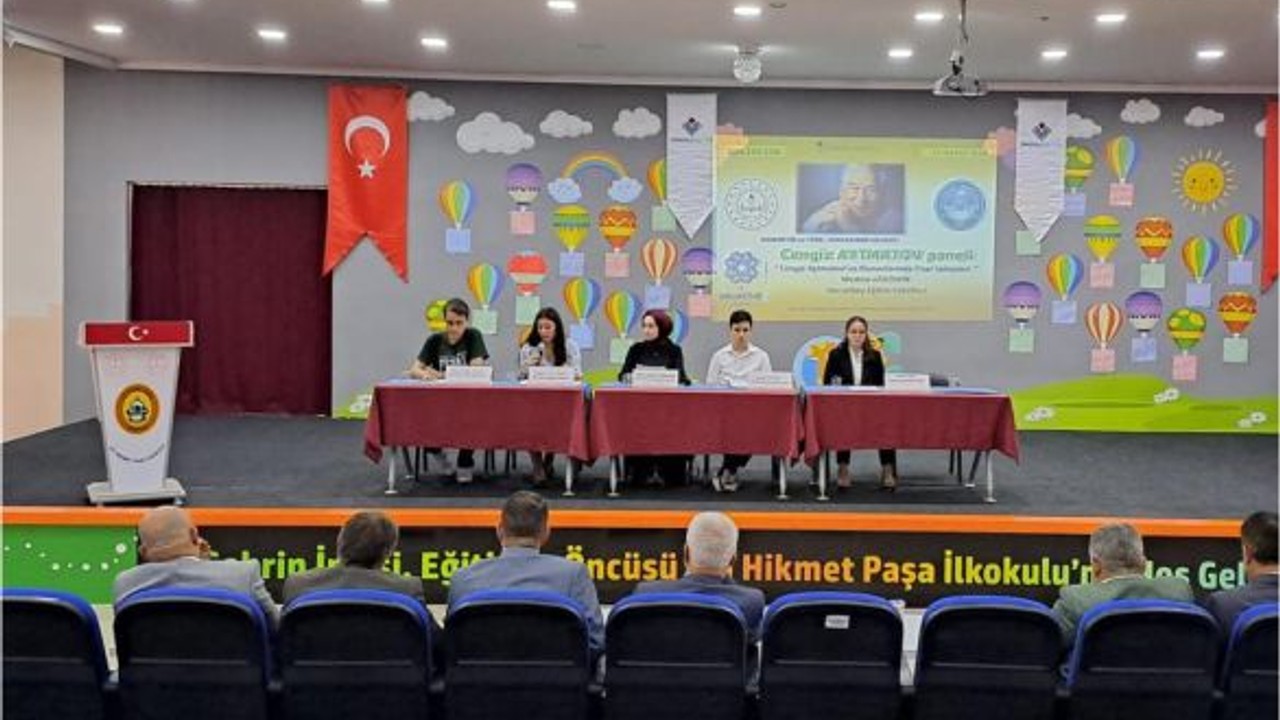 Balıkesir'deki Panel Aytmatov'un Eserlerine Adandı