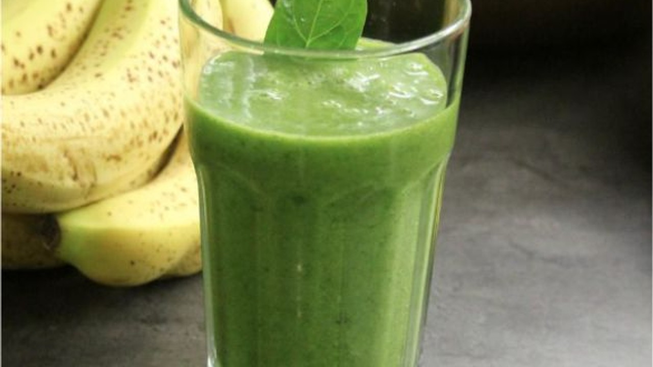 Üç Malzemeli Avokadolu Smoothie