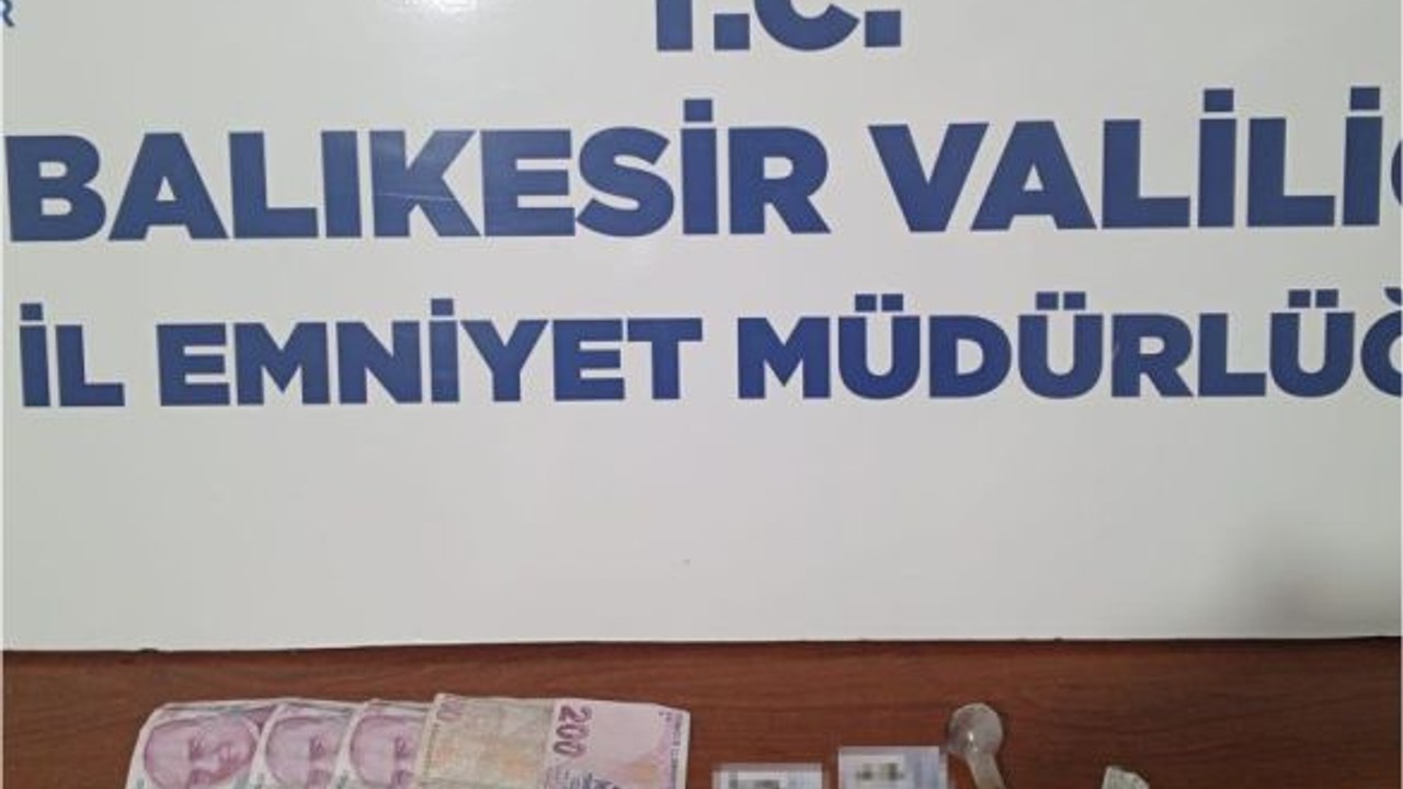 Bandırma’da uyuşturucu ticareti yapan şahıslar yakalandı