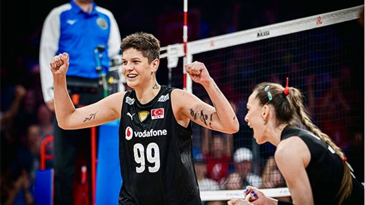 A Milli Kadın Voleybol Takımı, ABD'yi 3-2 Mağlup Etti