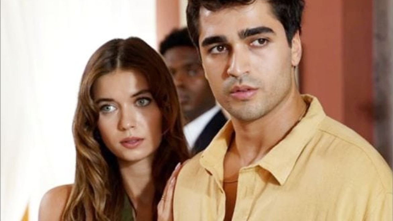 Afra Saraçoğlu ve Mert Ramazan Demir Evlendi Mi?