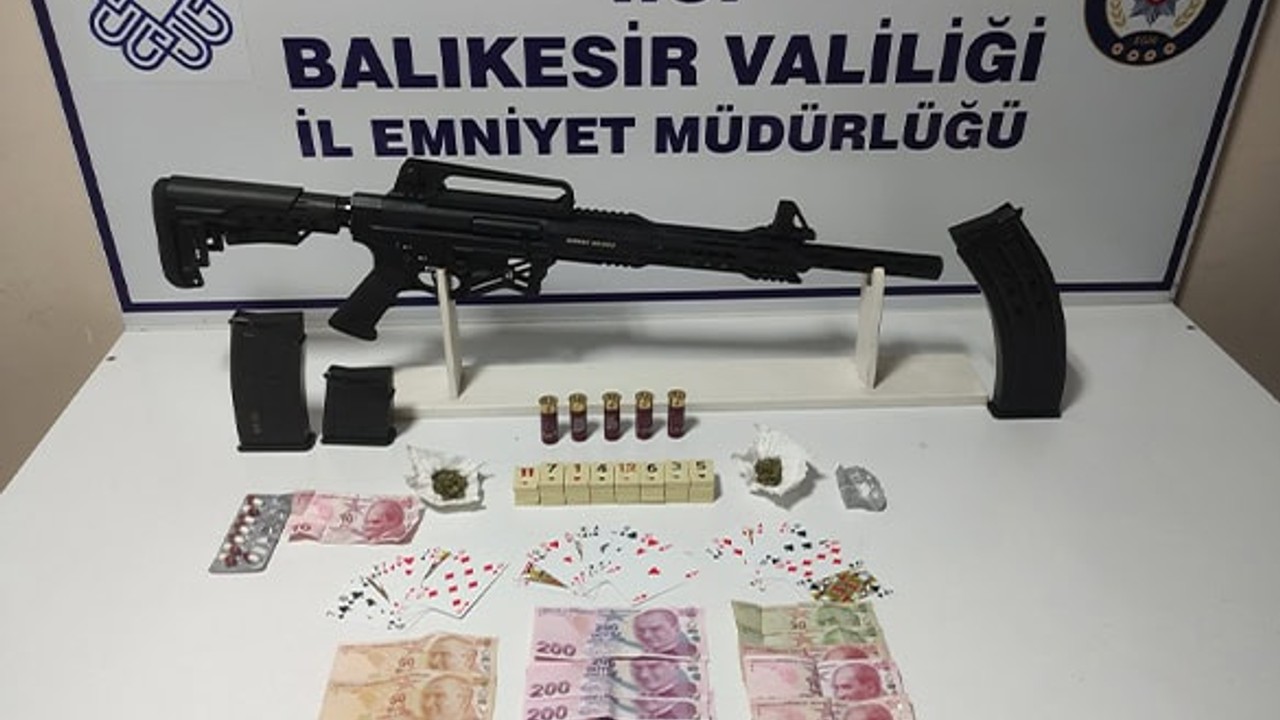 Burhaniye'de Geniş Kapsamlı Asayiş ve Trafik Uygulaması