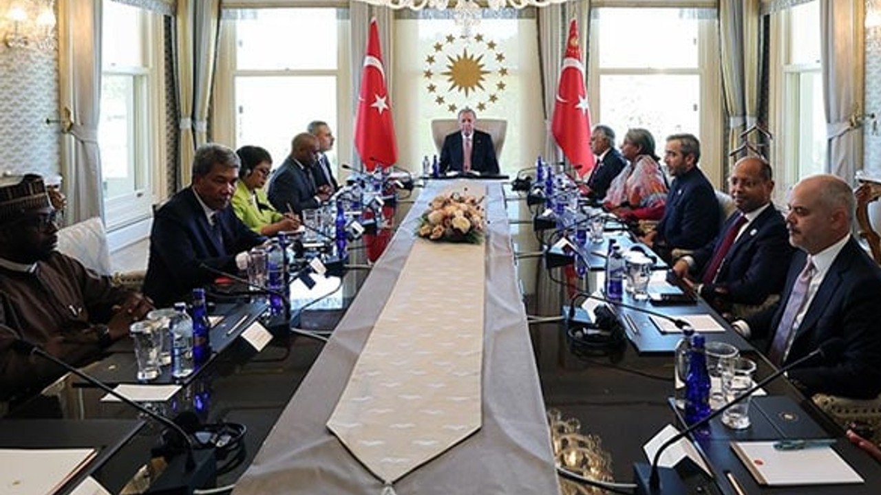 Erdoğan, D-8 Ekonomik Dışişleri Bakanlarını kabul etti
