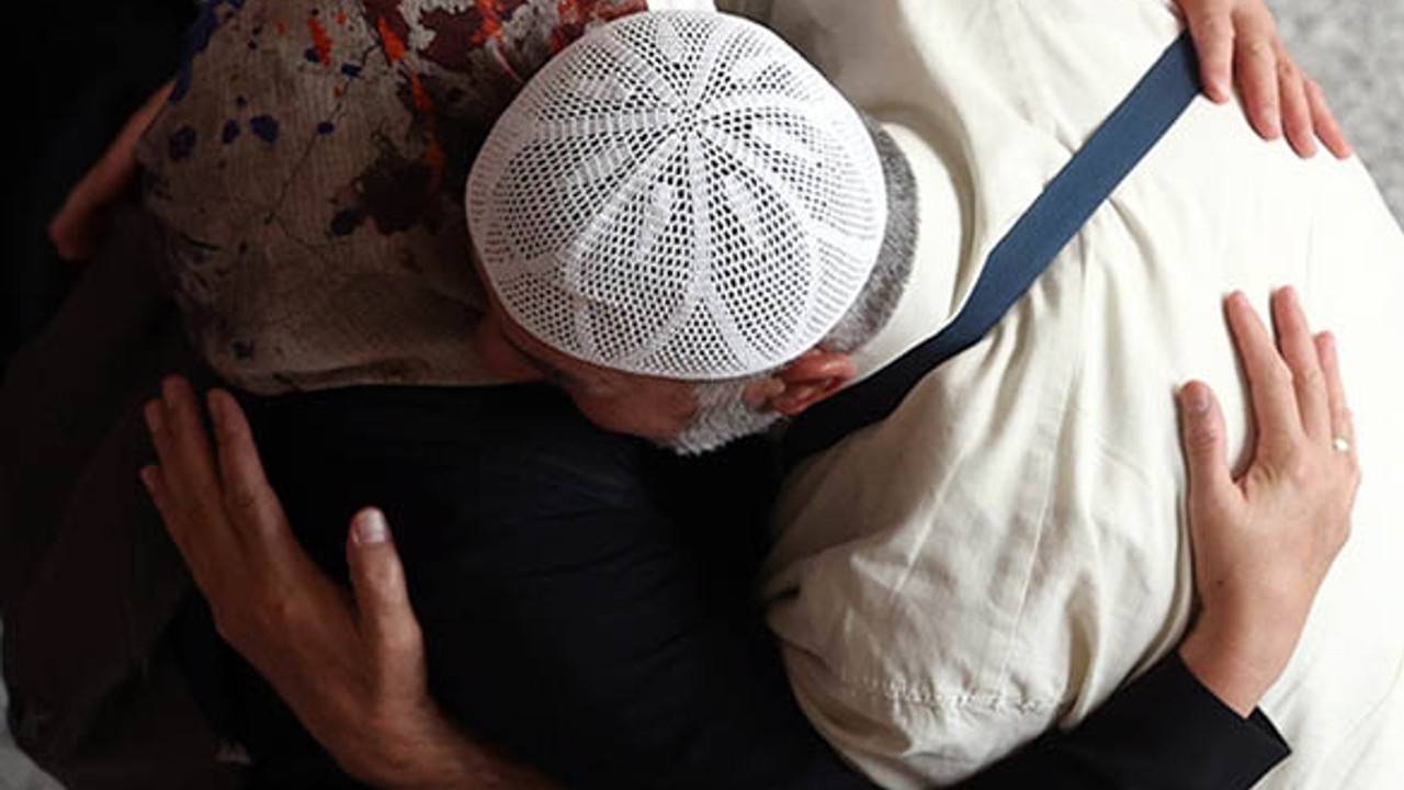 Hacılar Kutsal Görevlerini Yerine Getirmenin Mutluluğunu Yaşıyor