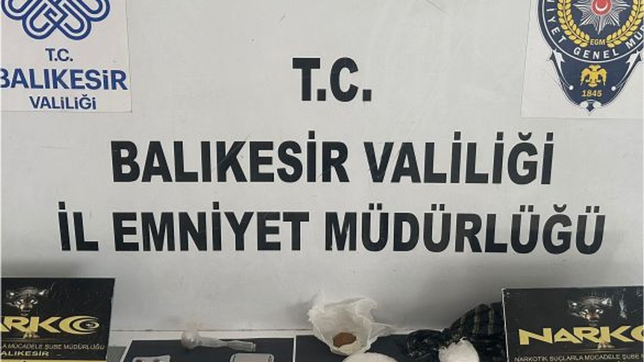 Uyuşturucu Ticareti Suçlamasıyla 4 Kişi Gözaltında