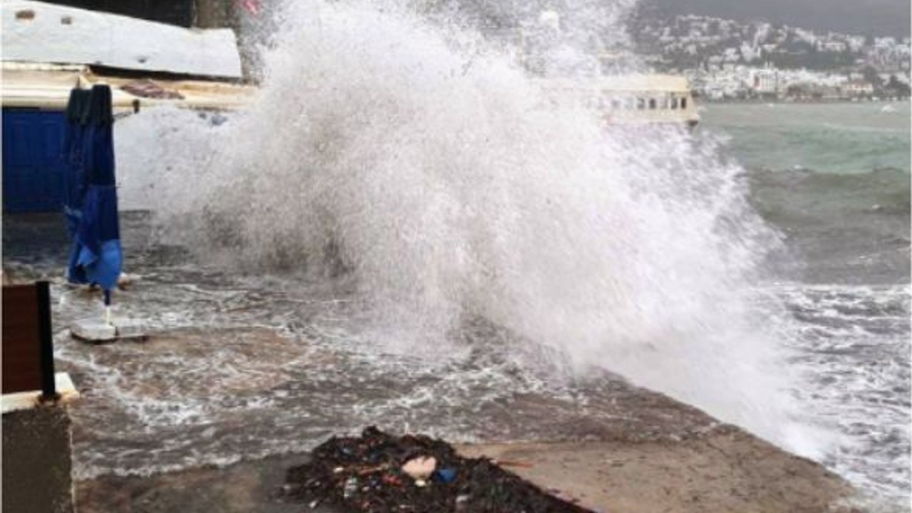 Ayvalık'ta 29-30 Haziran'da Şiddetli Rüzgar Uyarısı!