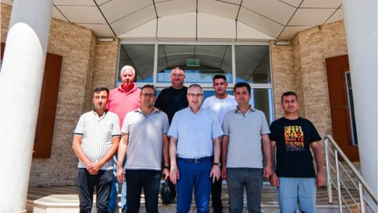 Orman Kahramanlarına Anlamlı Bayram Kutlaması