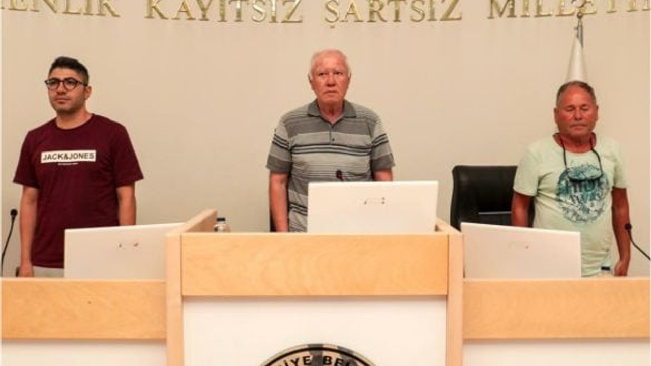 Burhaniye Belediyespor’da Yeni Kurul Üyeleri Seçildi