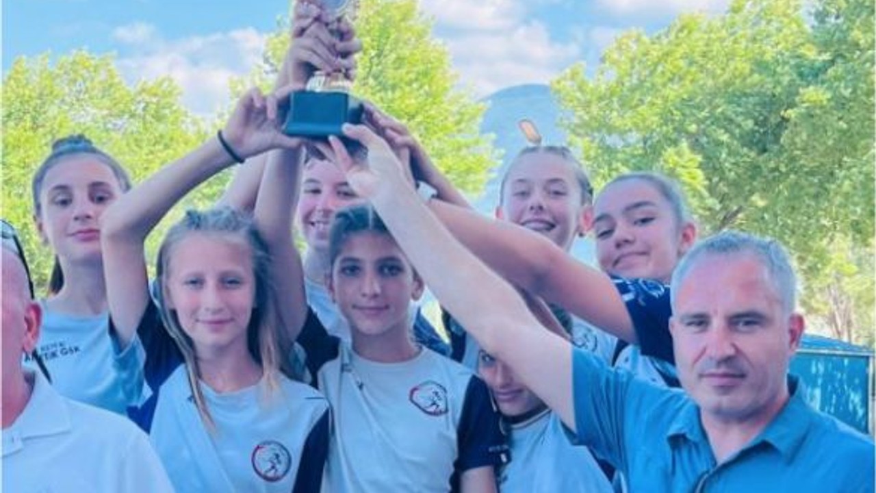 Balıkesir'den Bursa'ya Atletizmde Zafer