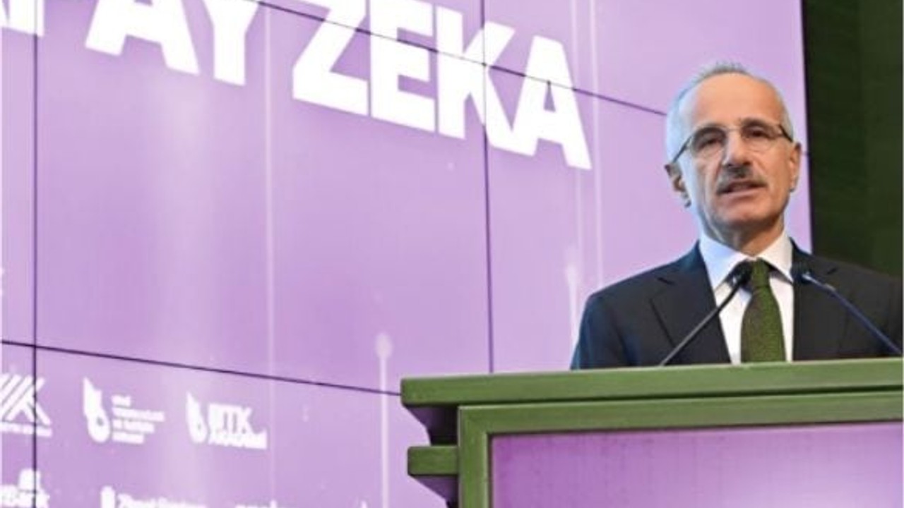 Üniversitelere Yapay Zeka Dersi Geliyor: Tarih Belli Oldu