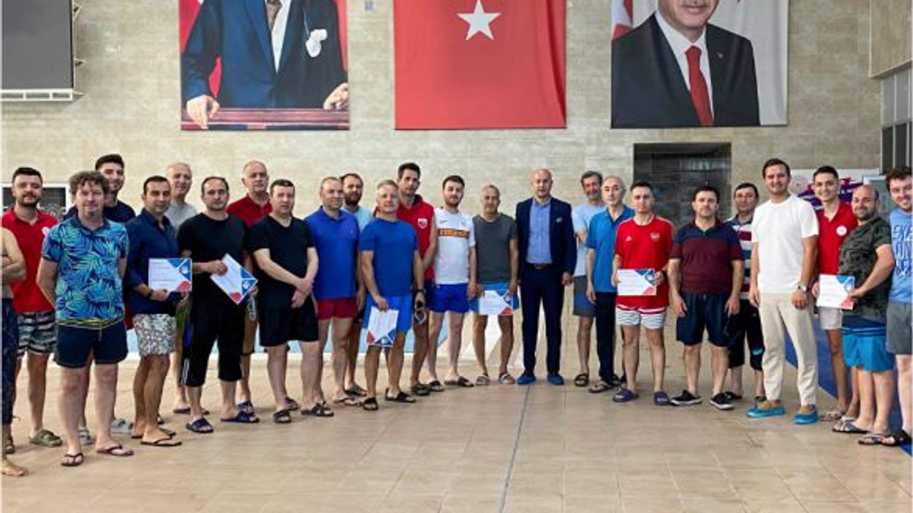 Balıkesir'de Yüzme Bilmeyen Kalmıyor