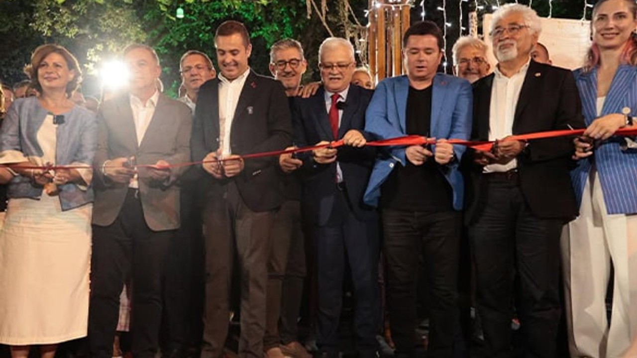 5. Burhaniye Kitap Fuarı Görkemli Bir Açılışla Başladı