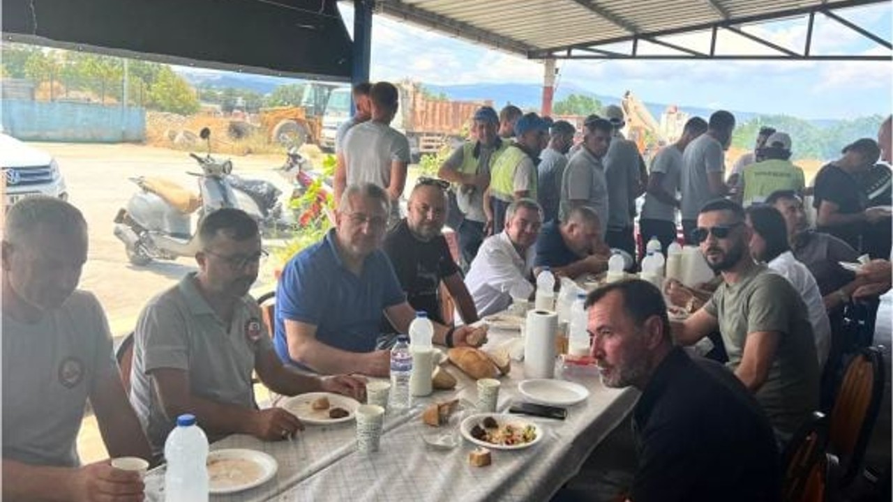 Başkan Semizel'den Moral Yemeği