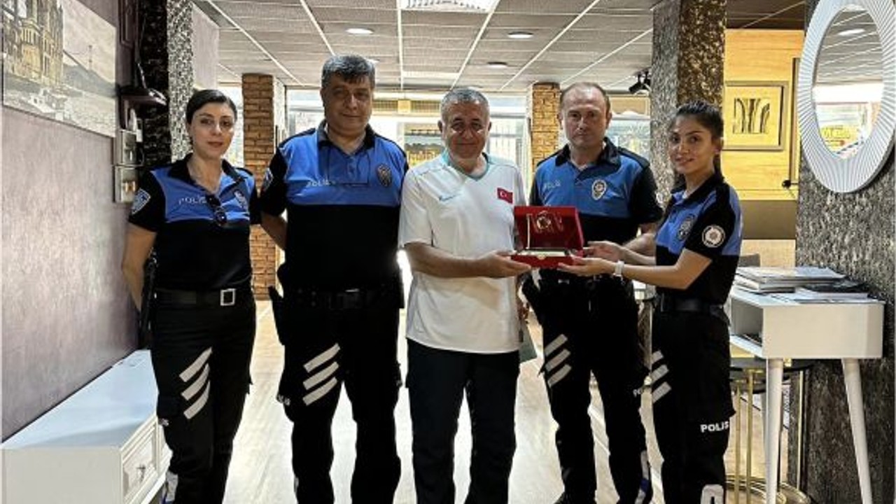 Emniyeti Aradı İsteği Herkesi Duygulandırdı