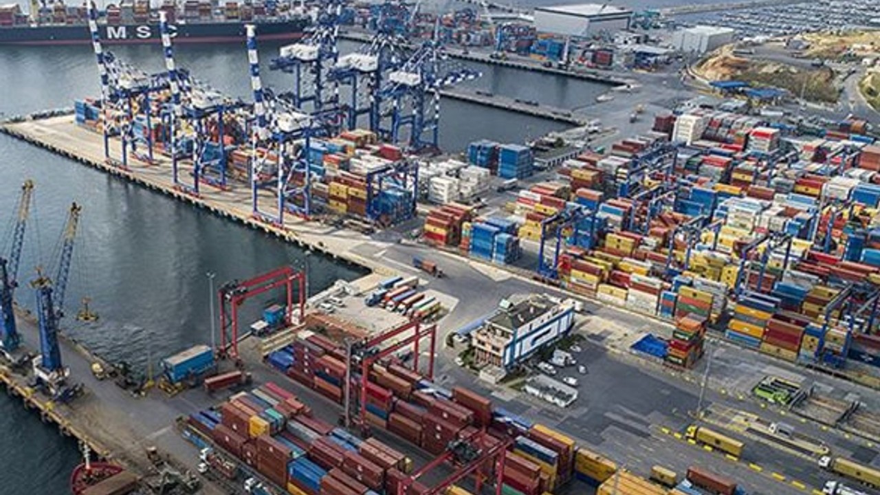 Balıkesir'de Dış Ticaret Bir Önceki Yıla Göre Düşüşte